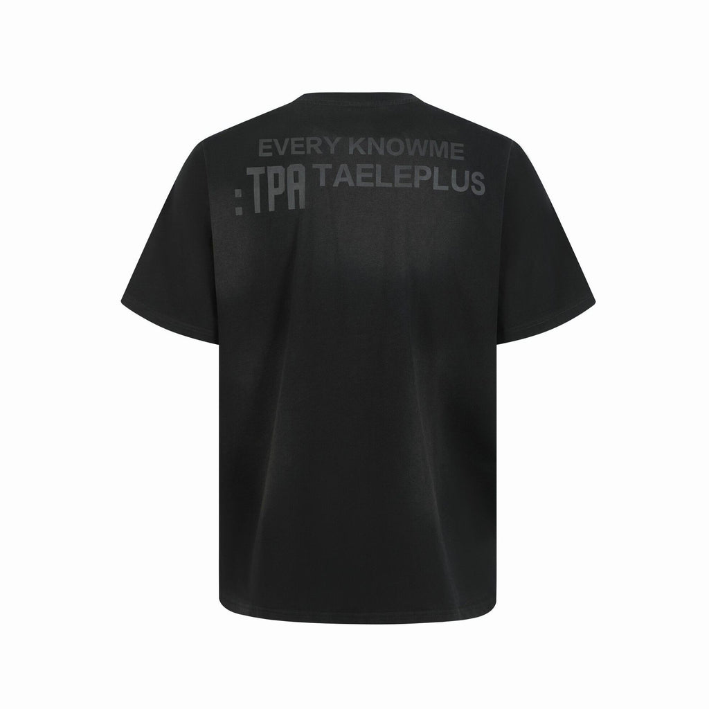 Water washed distressed spray printed short sleeved men's loose casual T-shirt with half sleeves